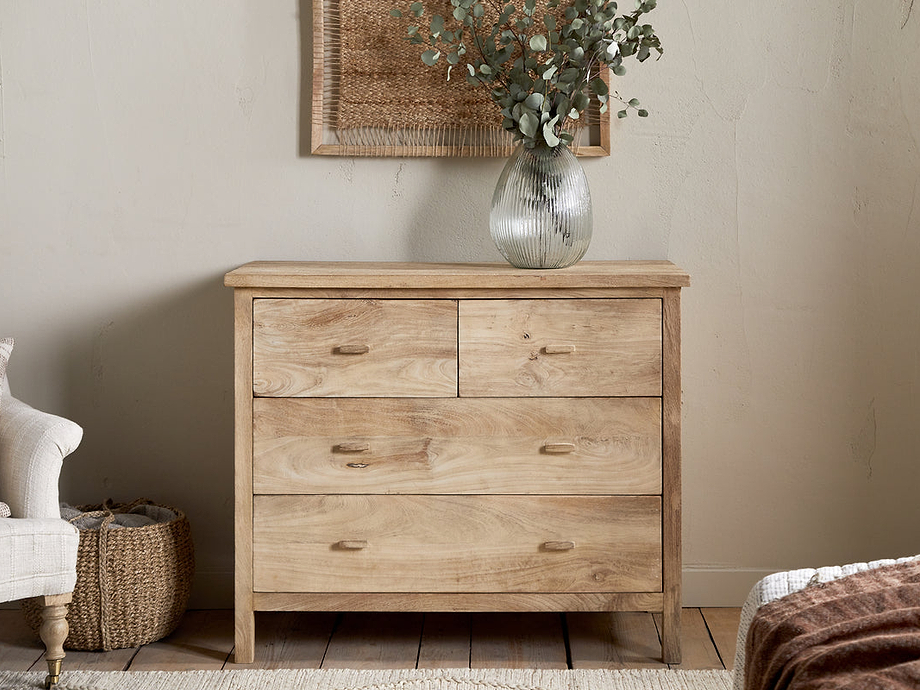 Vivan Grooved Chest of Drawers - Natural