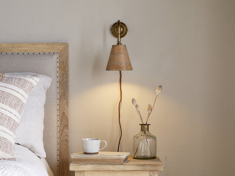 Vattu Mango Wood Plug In Wall Lamp - Natural & Antique Brass