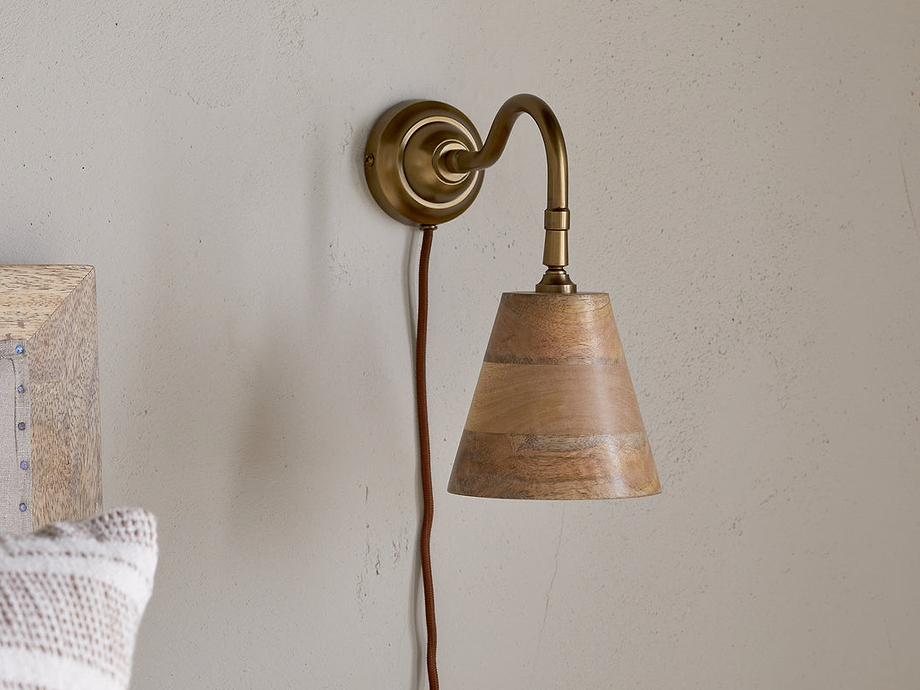 Vattu Mango Wood Plug In Wall Lamp - Natural & Antique Brass