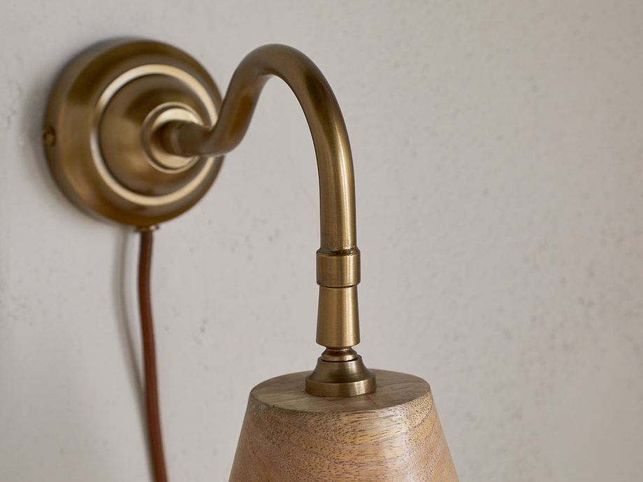 Vattu Mango Wood Plug In Wall Lamp - Natural & Antique Brass