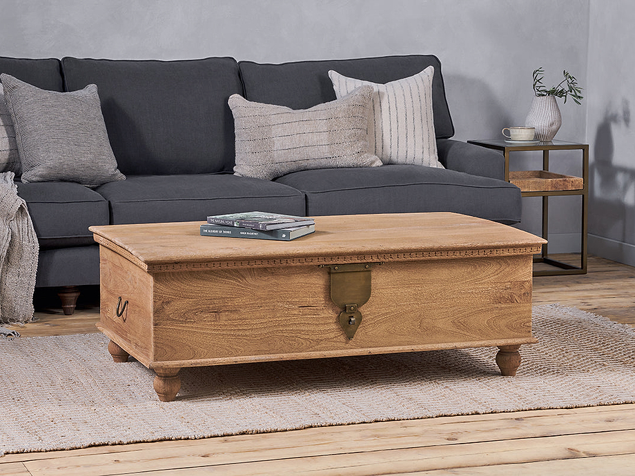 Vidur Mango Wood Chest - Natural