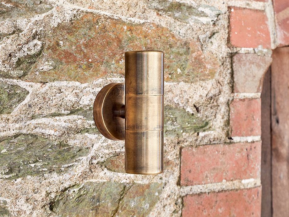 Vitla Outdoor Wall Lamp - Antique Brass