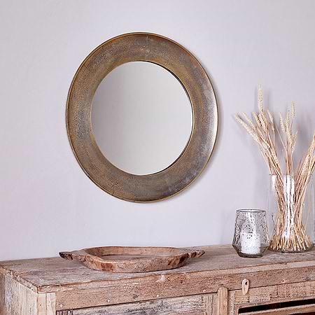 Yakira Mirror-nkuku
