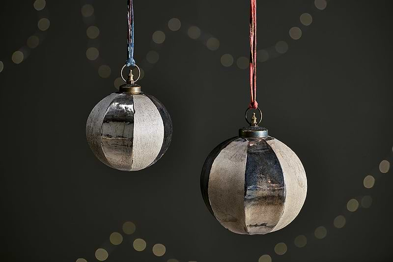 Zuri Giant Bauble - Gold