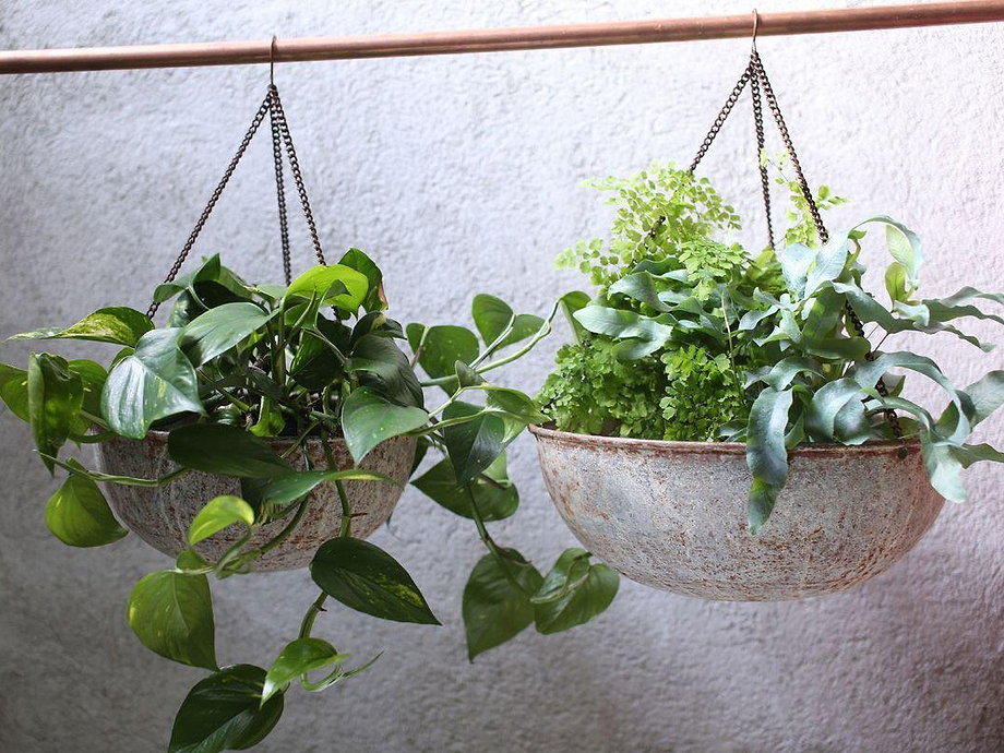 Abari Round Hanging Planter