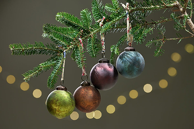 nkuku CHRISTMAS DECORATIONS Oko Baubles (Set of 4)