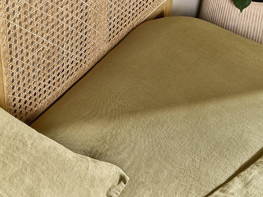 Adya Linen Fitted Sheet - Olive