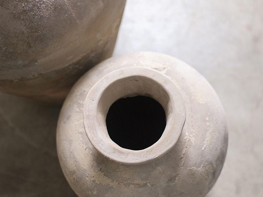 Affiti Clay Tapered Pot - Small