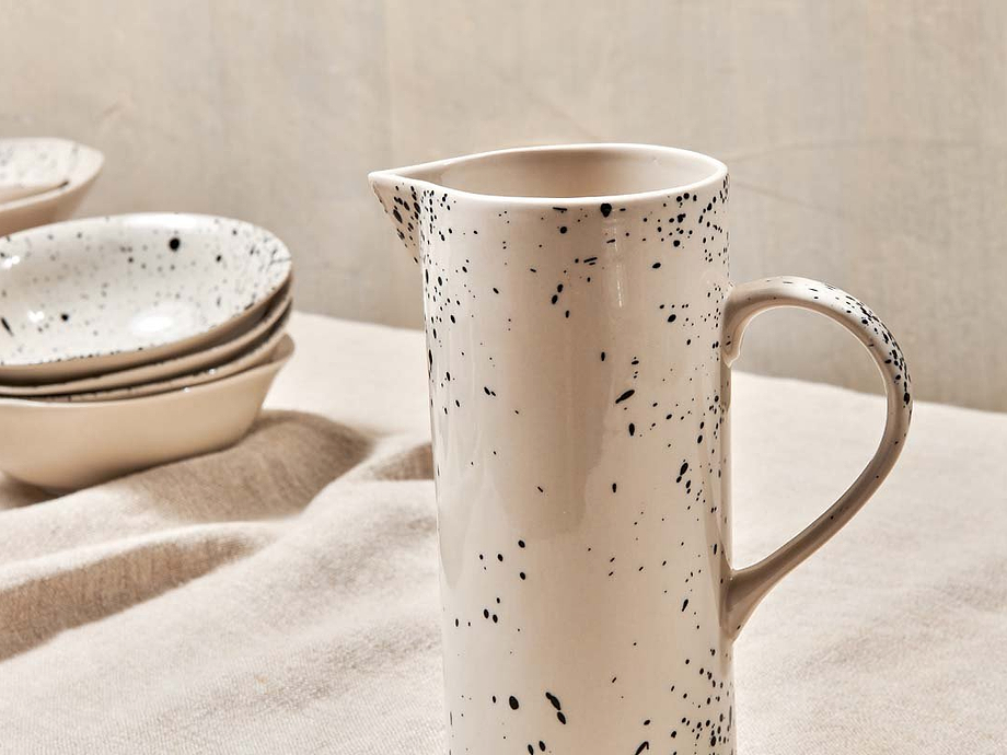 Ama Splatter Jug