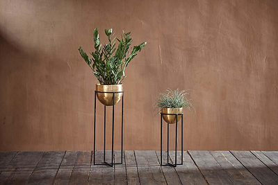 Atsu Brass Planter Stand-nkuku