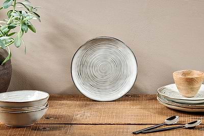 Dhanuk Ceramic Side Plate - Cream-nkuku