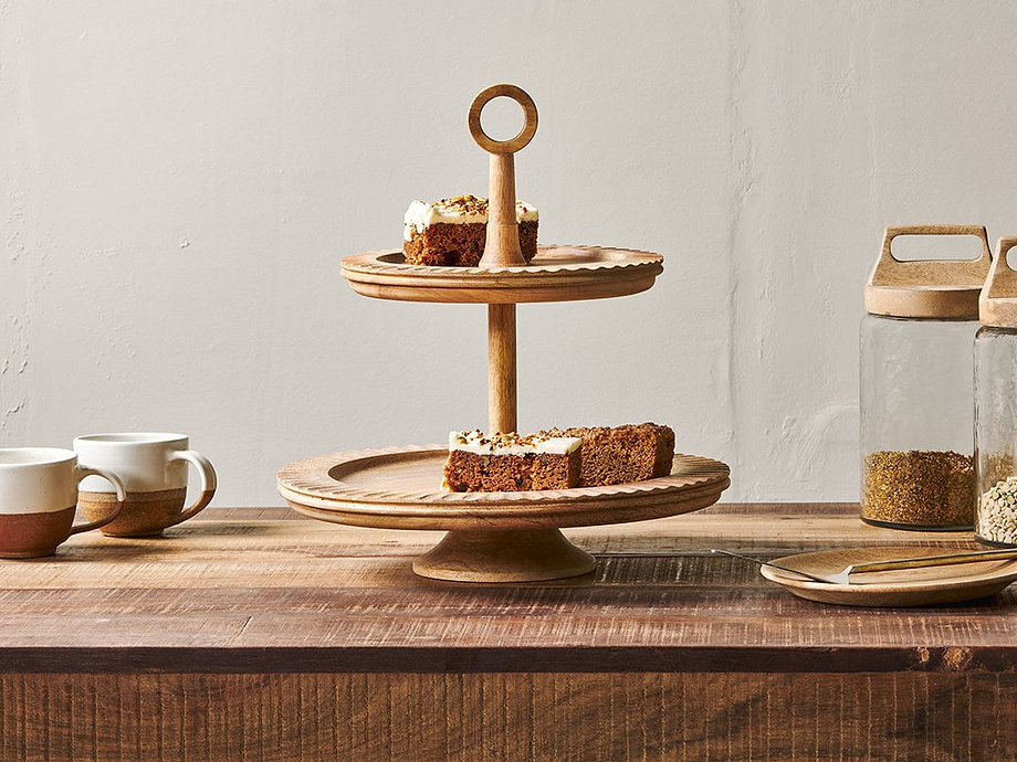 Gavivi Mango Wood Cake Stand