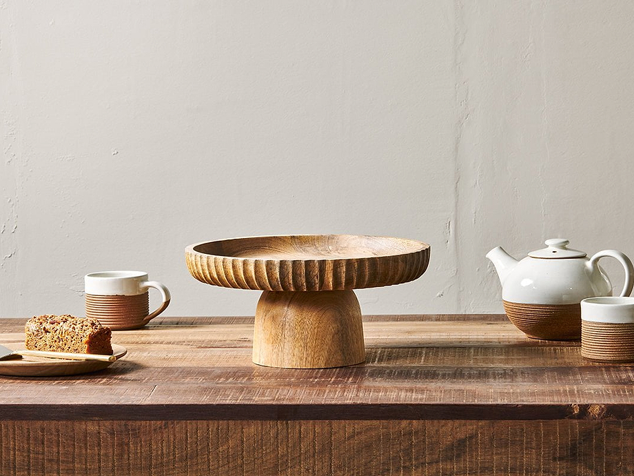Gavivi Mango Wood Stand