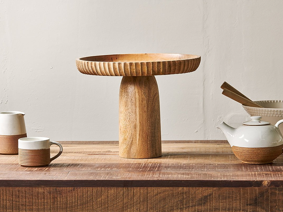 Gavivi Mango Wood Stand