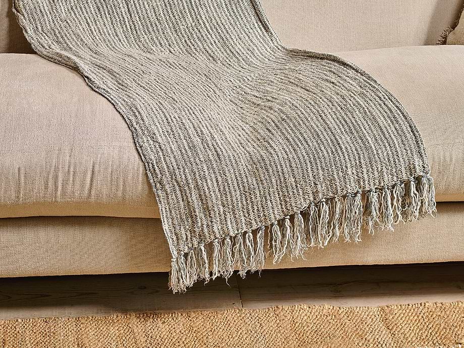 Gili Linen Throw