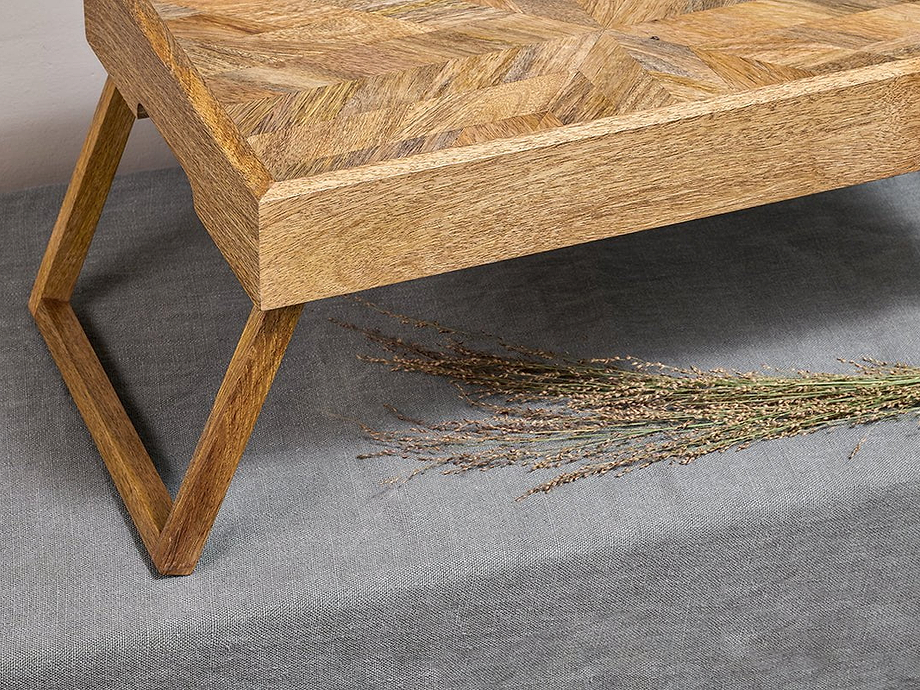 Pawi Mango Wood Breakfast Tray