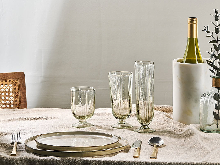Sigiri Small Wine Glass - Clear - (Set of 4)