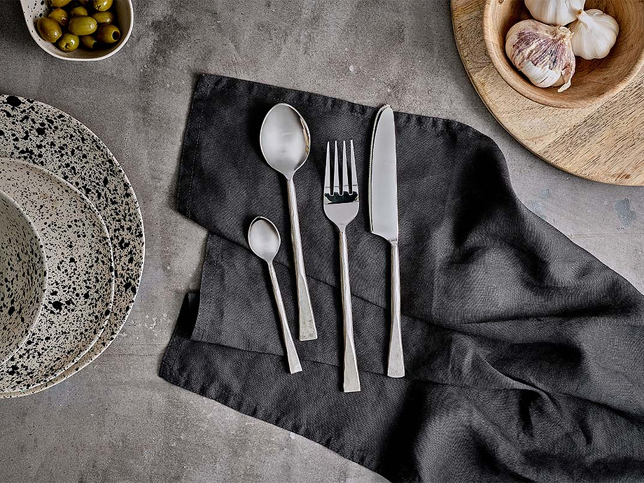 Usa Cutlery Set - Brushed Silver (Set of 16)