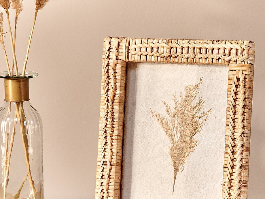 Yanis Rattan Photo Frame