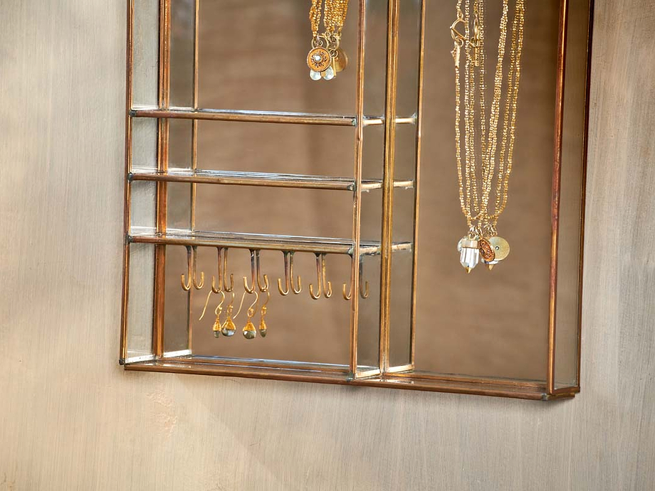 Bequai Wall Hung Jewellery Box