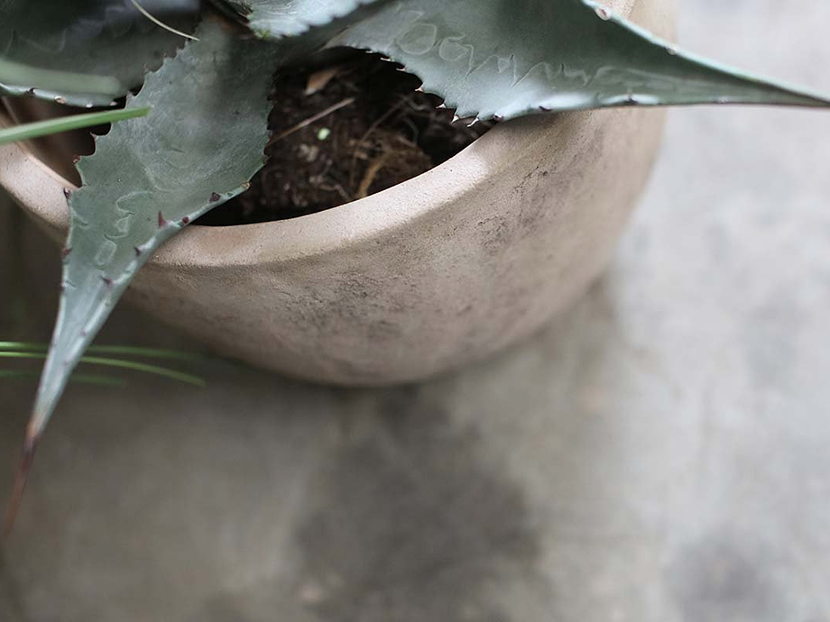 Affiti Clay Planter - Large
