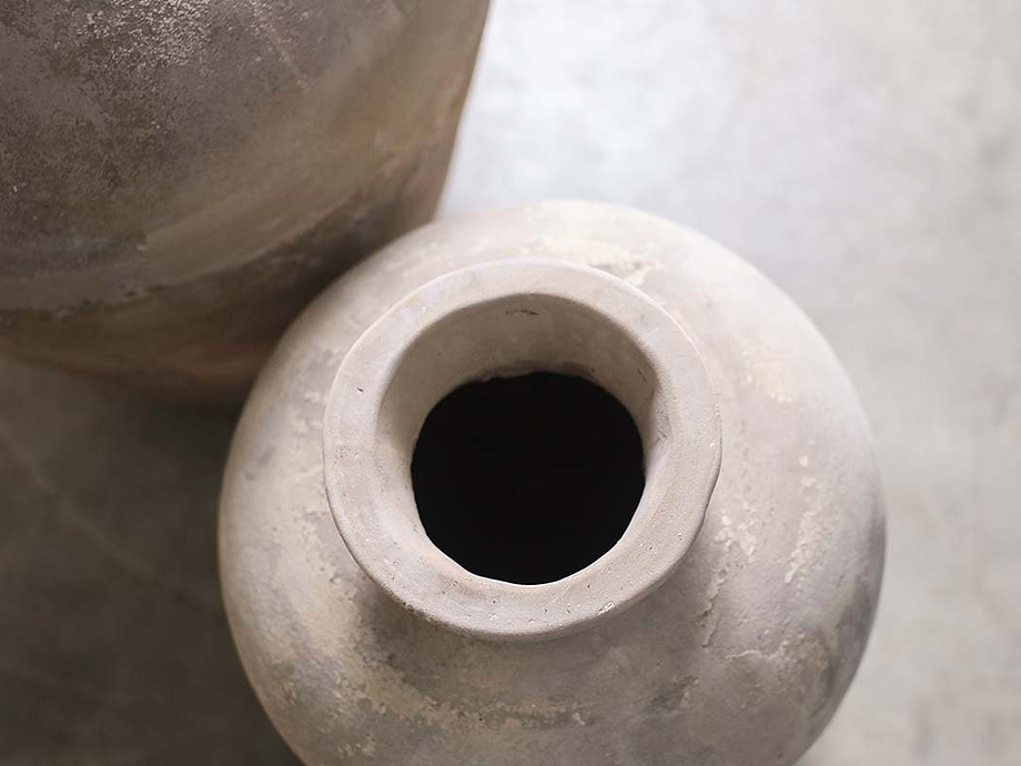 Affiti Clay Tapered Pot - Large