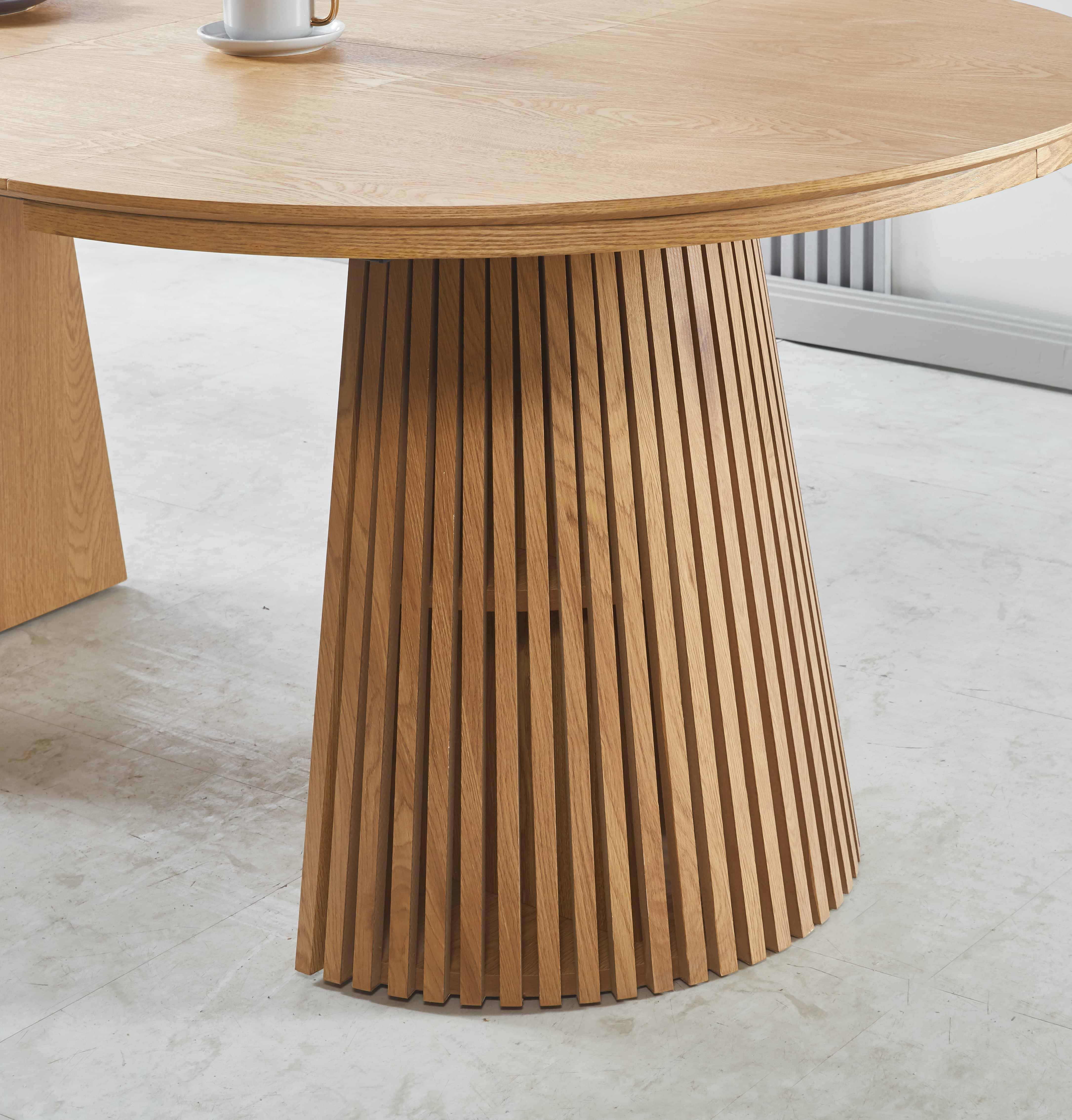 סט פינת אוכל שולחן אובלי נפתח צבע עץ אלון 120-160/200 ס"מ בתוספת 4 כיסאות מרופדים במגוון צבעים דגם שחר (שמנת)