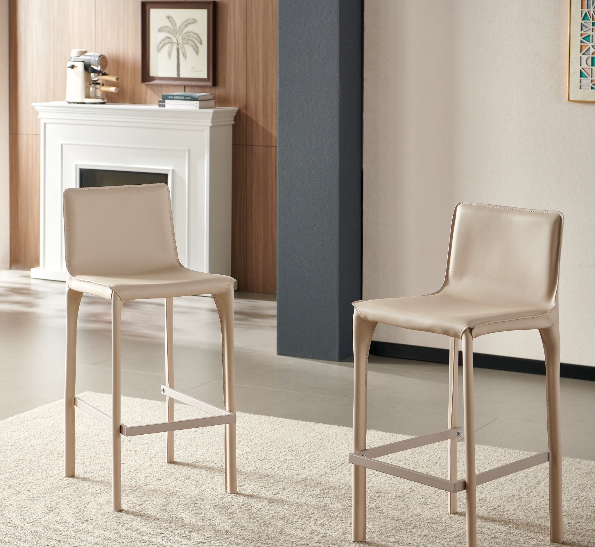 כסא בר מרופד מושב ורגליים דמוי עור סהרה דגם מייק