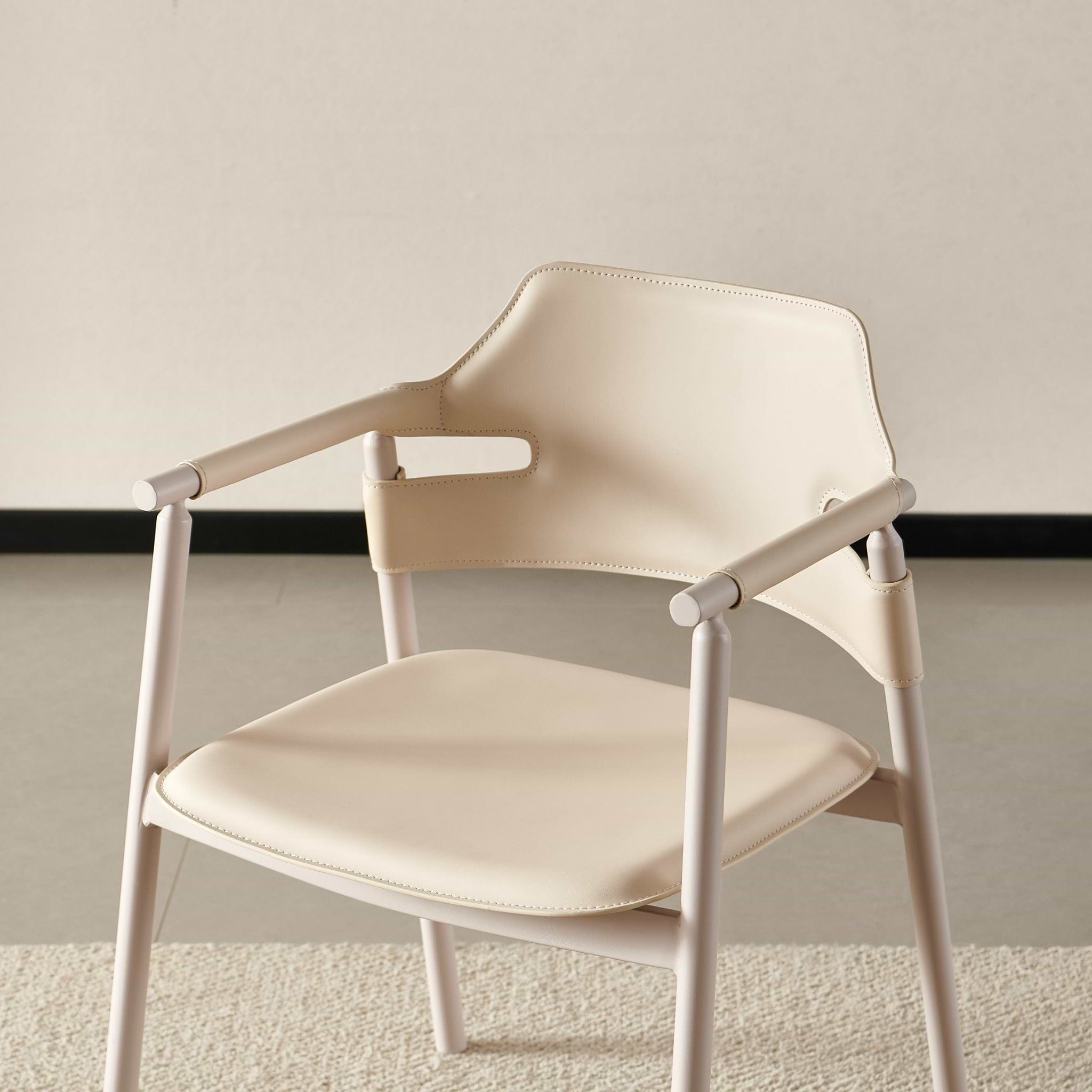 סט פינת אוכל שולחן עגול נפתח טרוונטין בשילוב רגל מתכת בצבע מייפל דגם דיאנה + 4 כיסאות דמוי עור בגוון סהרה רגל מייפל דגם סלינה