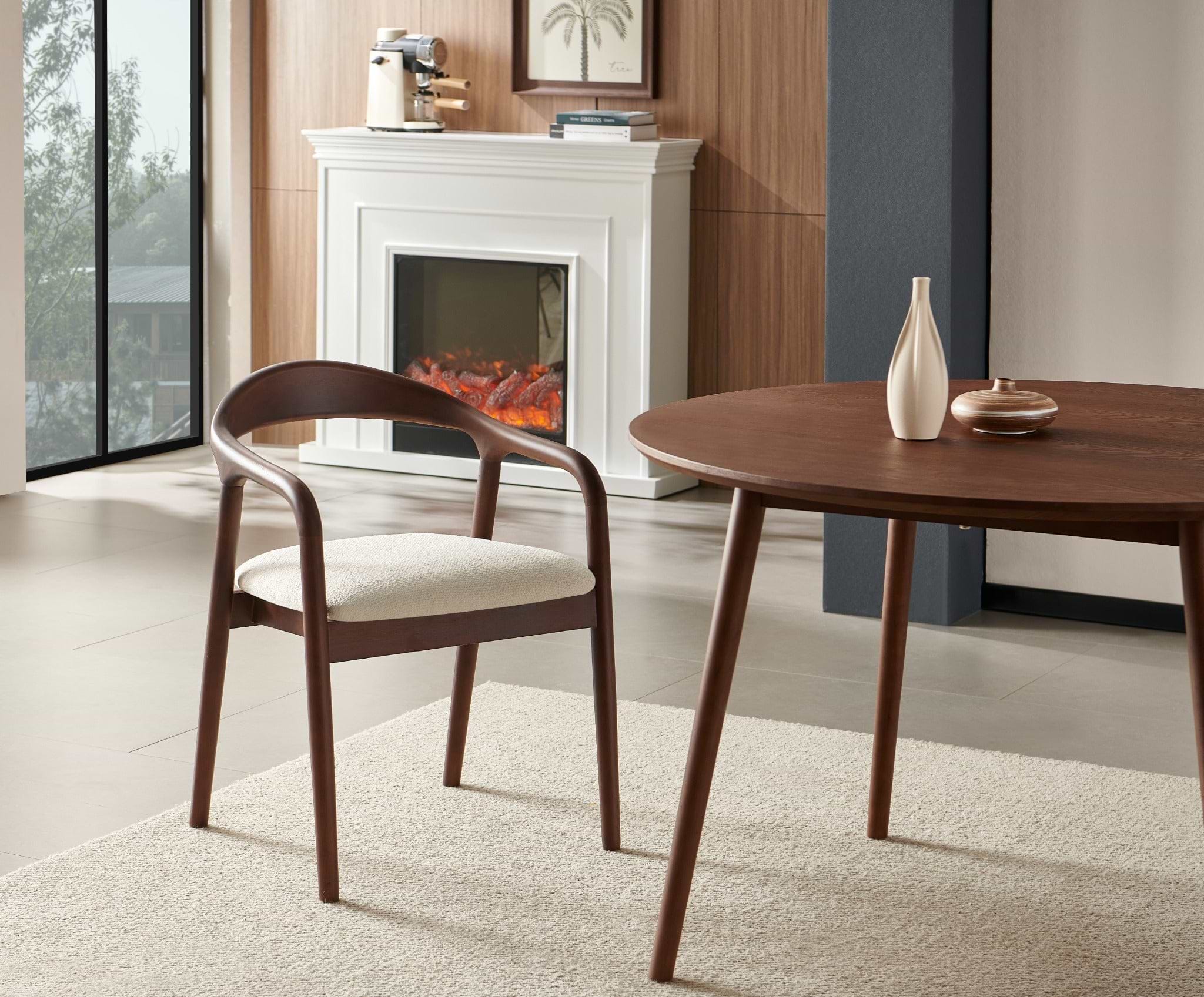 כסא אוכל עץ מלא בצבע אגוז בשילוב בד פשתן שמנת דגם ג'ורדן