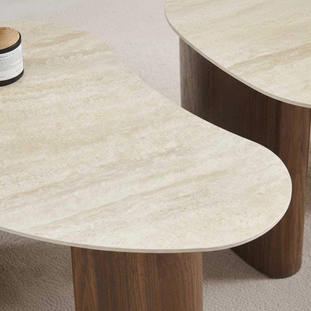 זוג שולחנות סלון בעיצוב טרוונטין עם רגלי עץ צבע אגוז דגם אריאל