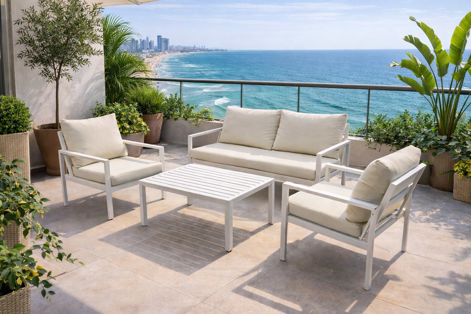 פינת ישיבה לגינה מאלומיניום לבן בשילוב כריות קרם דגם איתמר