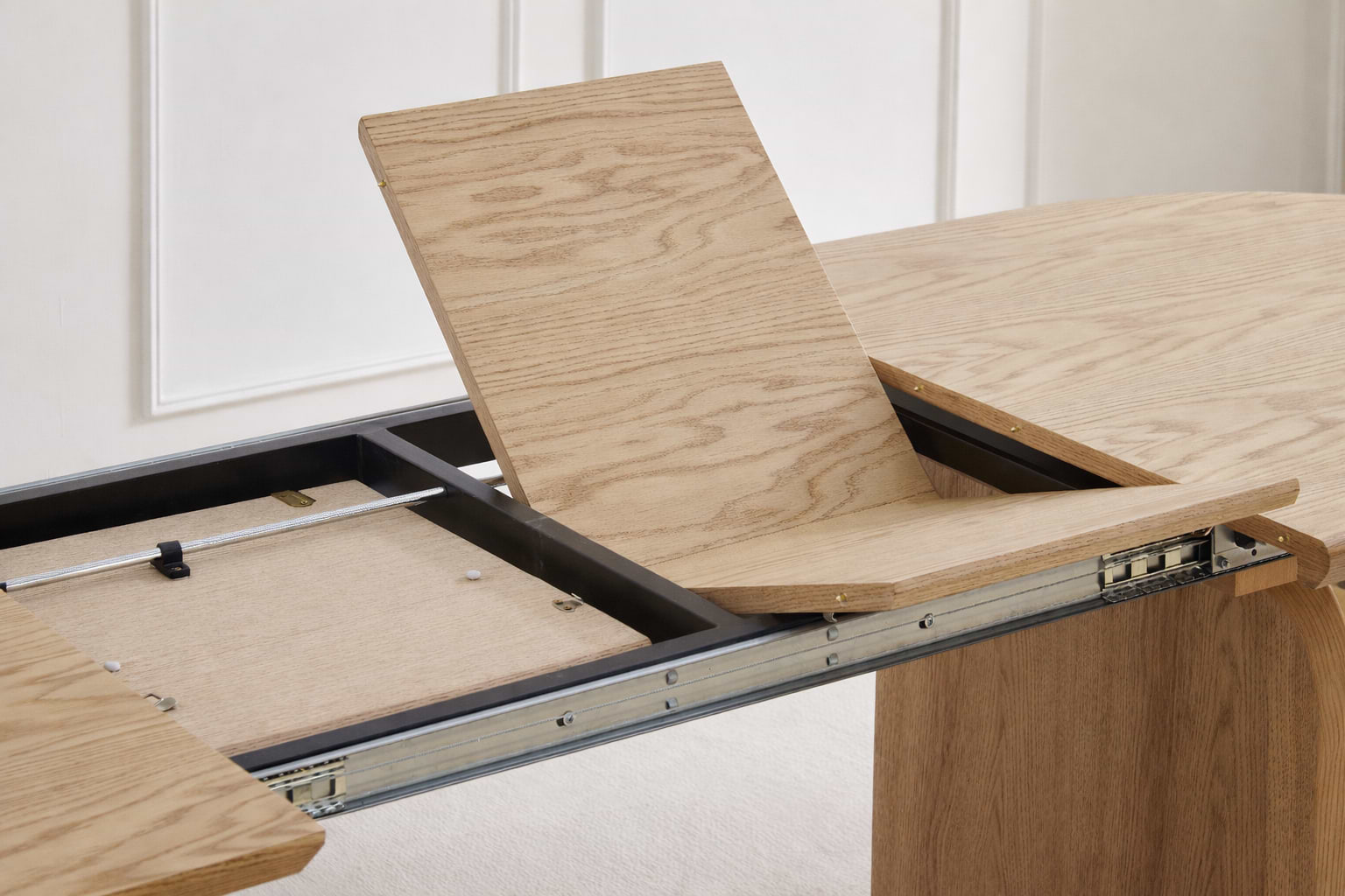 שולחן פינת אוכל מרטין נפתח צבע אלון 180-260*90 ס"מ