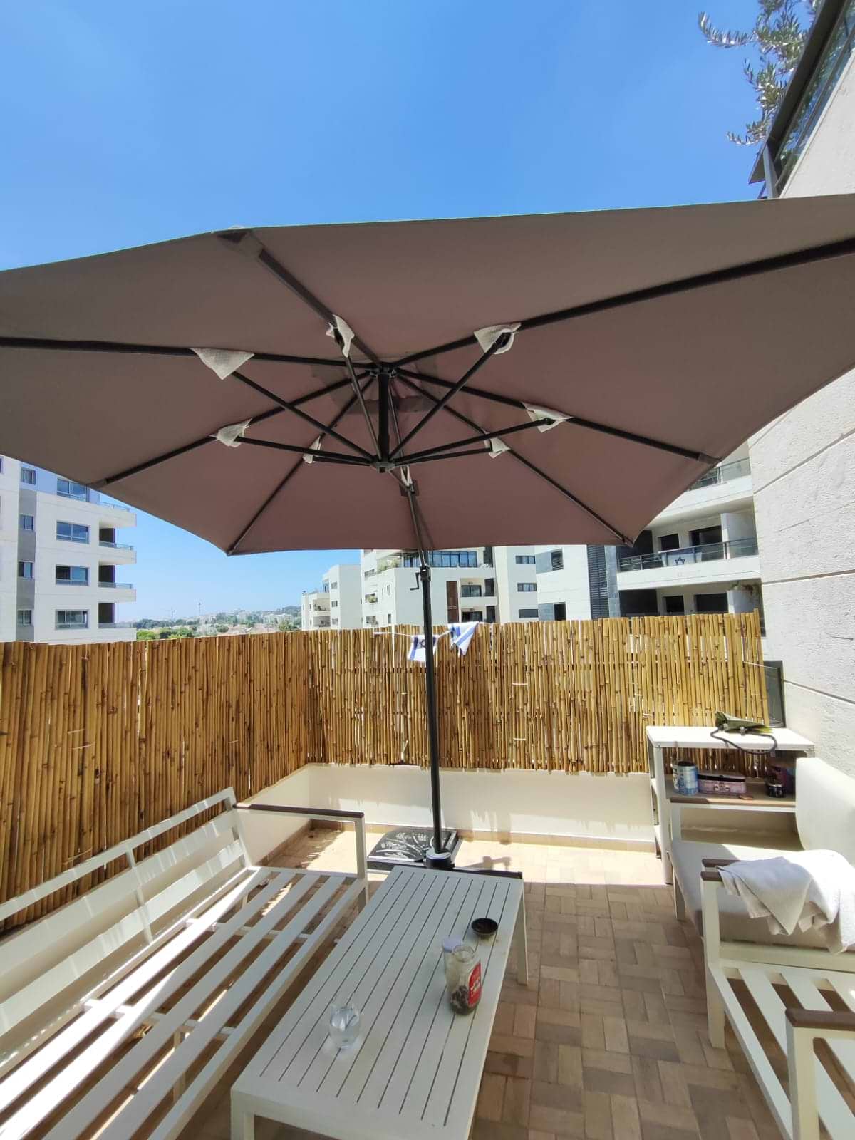 שמשייה רגל צד אלומיניום 2.5X2.5 מטר בז' דגם לורנסו