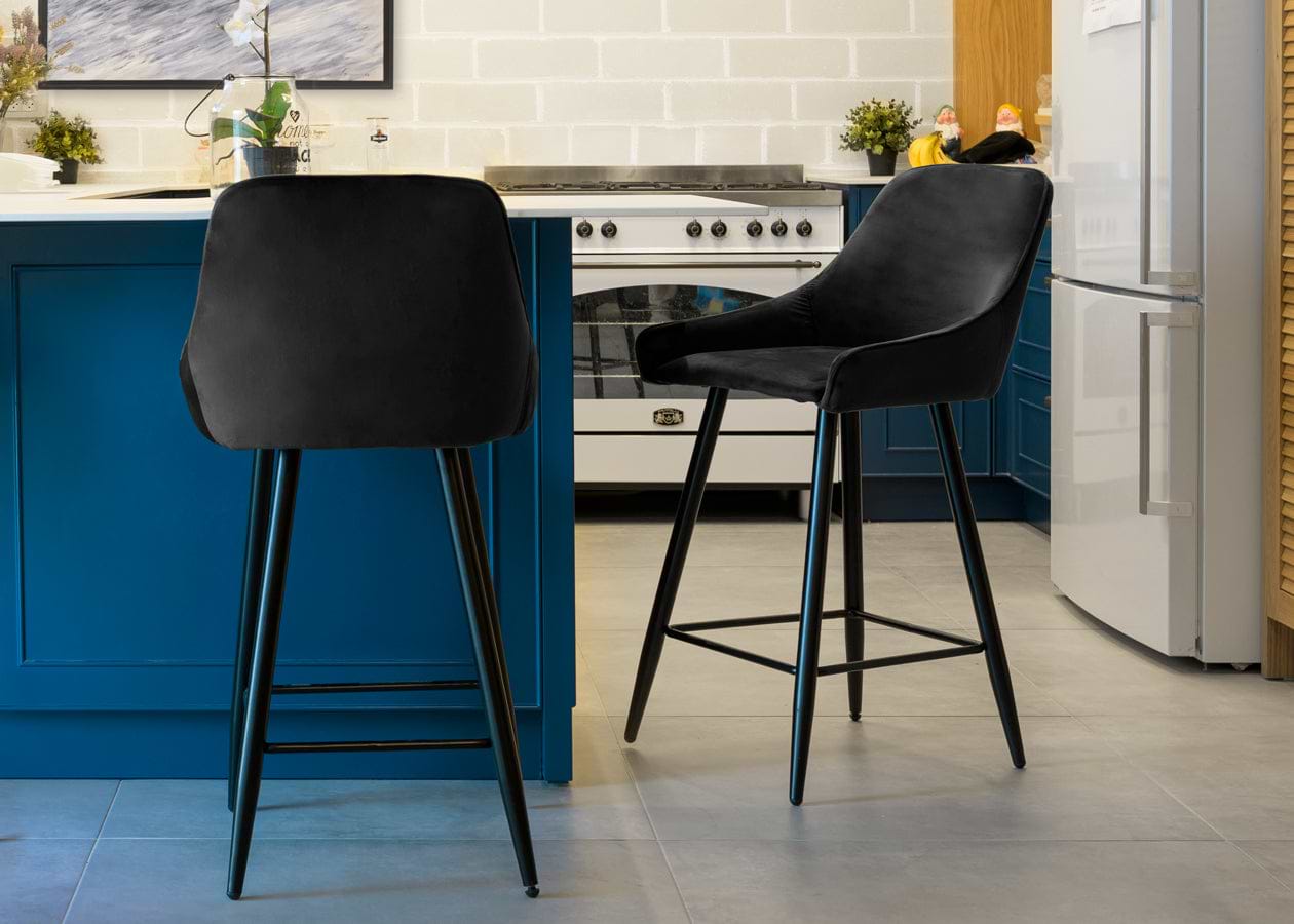 2 כיסאות בר קטיפה דגם פיזה צבע שחור - מציאון