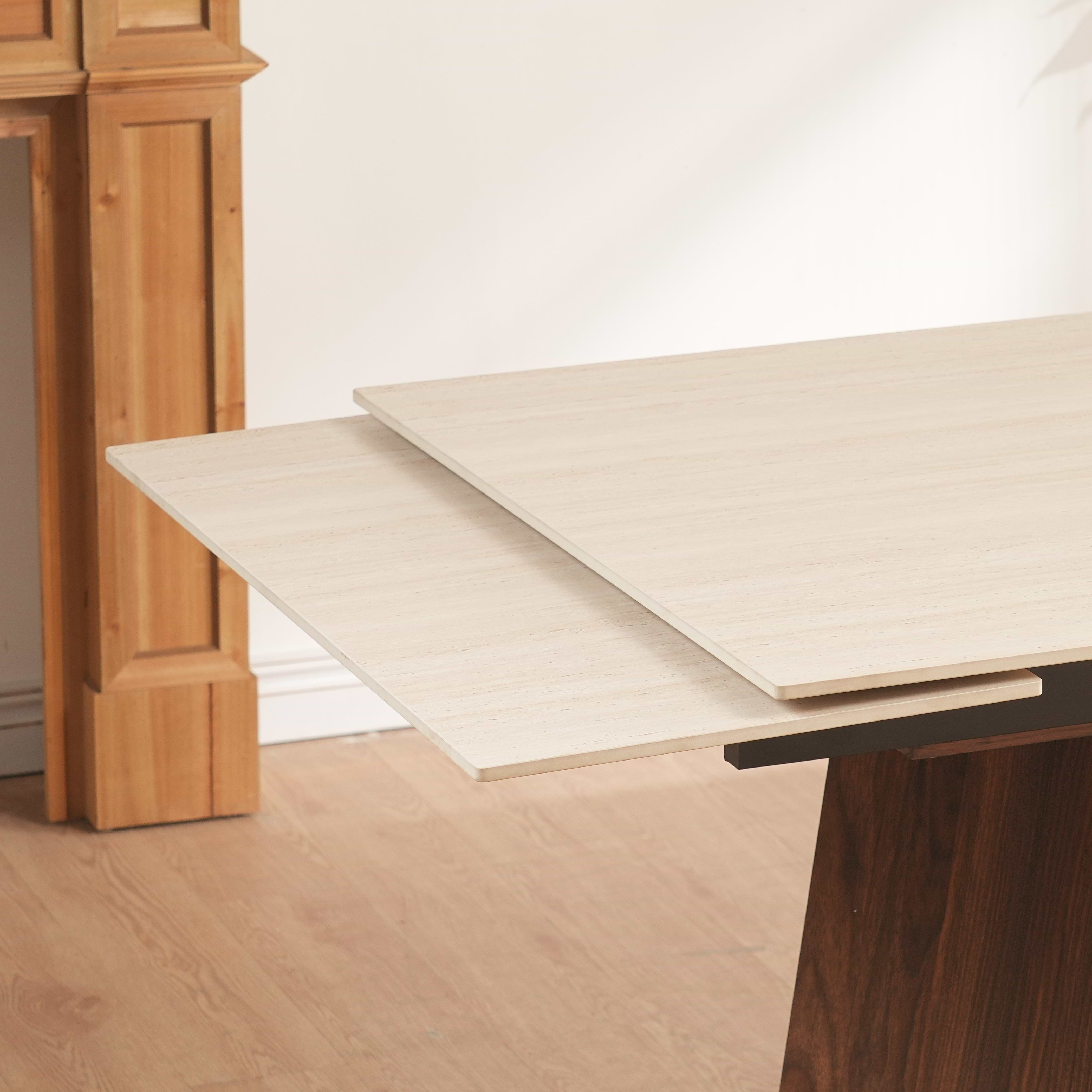 פינת אוכל שולחן מלבני נפתח טרוורטין עם רגליים בצבע אגוז 160-240*90 ס"מ PAROS ו4 כיסאות חול בשילוב רגל דמוי אגוז דגם CELIO