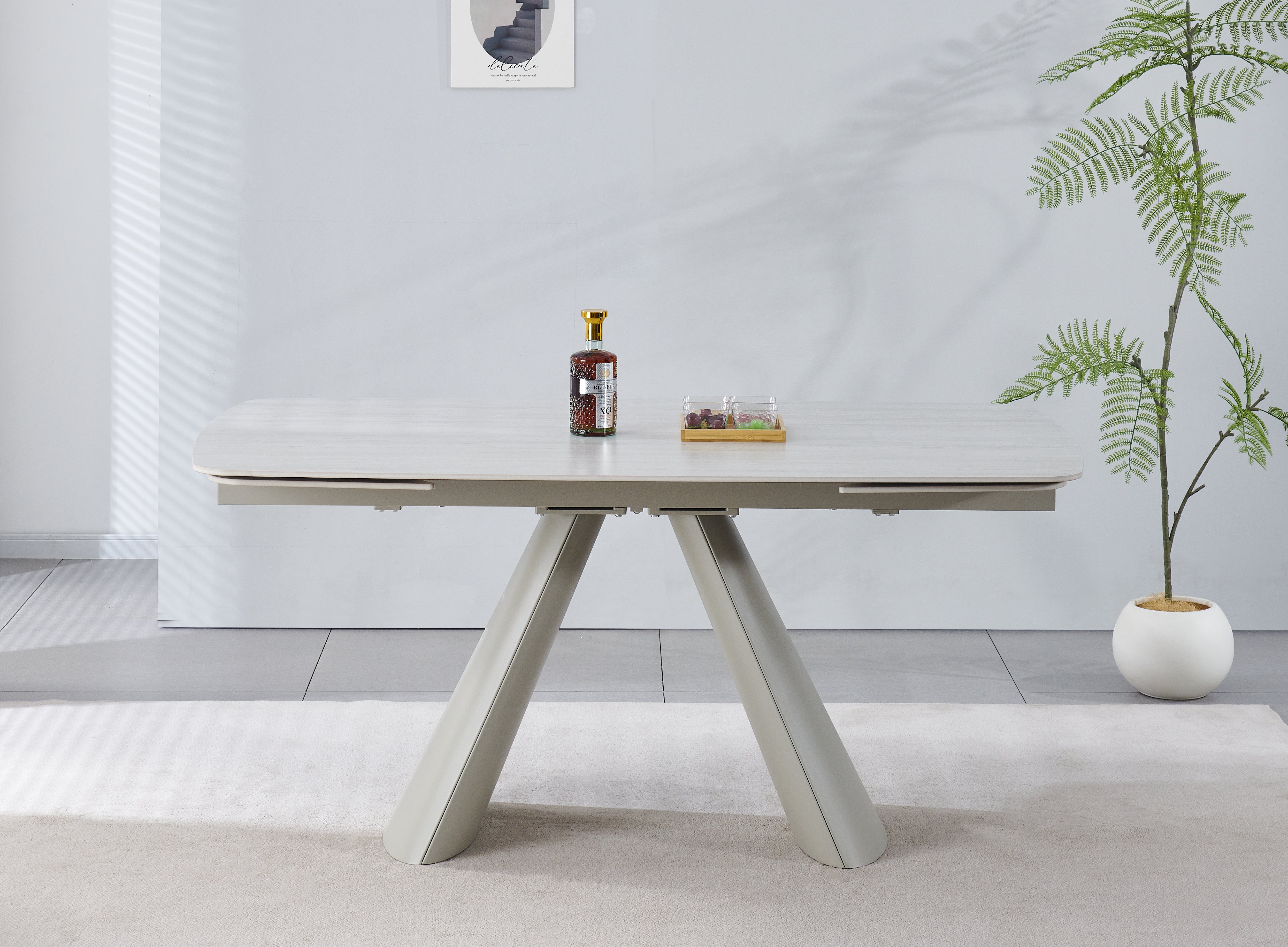 שולחן פינת אוכל טרוונטין נפתח 165-200-240*90 בשילוב רגלי מתכת בצבע מייפל LEO