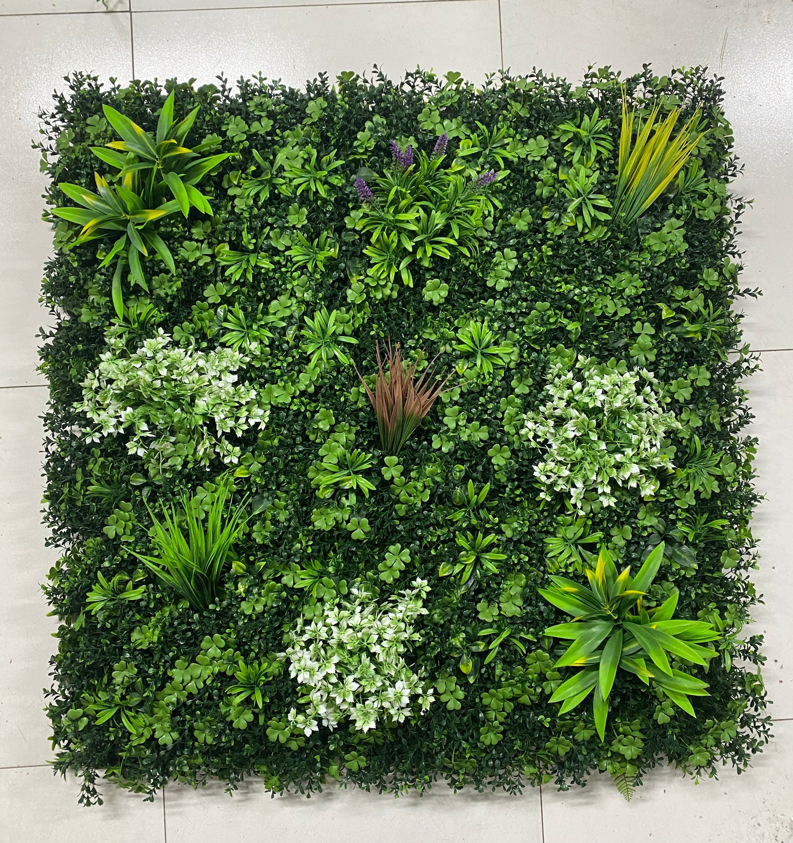 חיפוי קיר ירוק צמחיה מלאכותית ענק 100*100 ס"מ STO10452