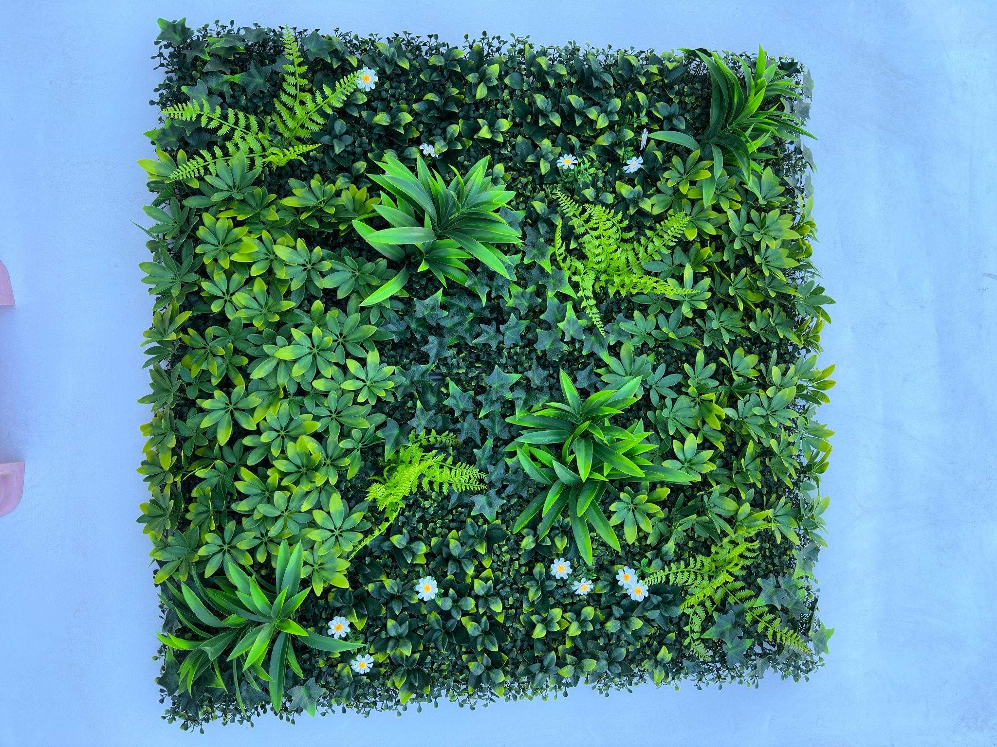 חיפוי קיר ירוק צמחיה מלאכותית ענק 100*100 ס"מ STO10453