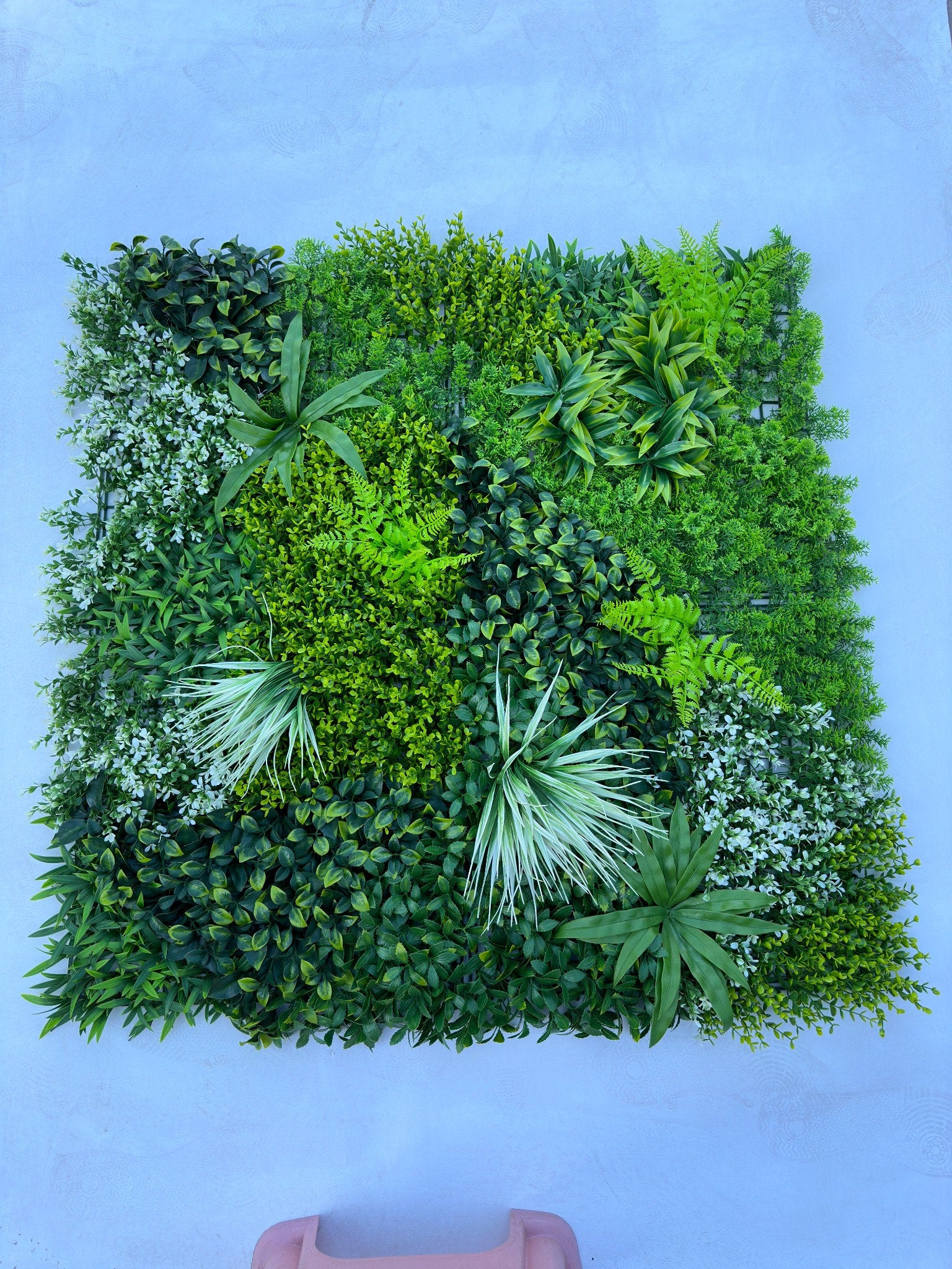 חיפוי קיר ירוק צמחיה מלאכותית ענק 100*100 ס"מ STO10456