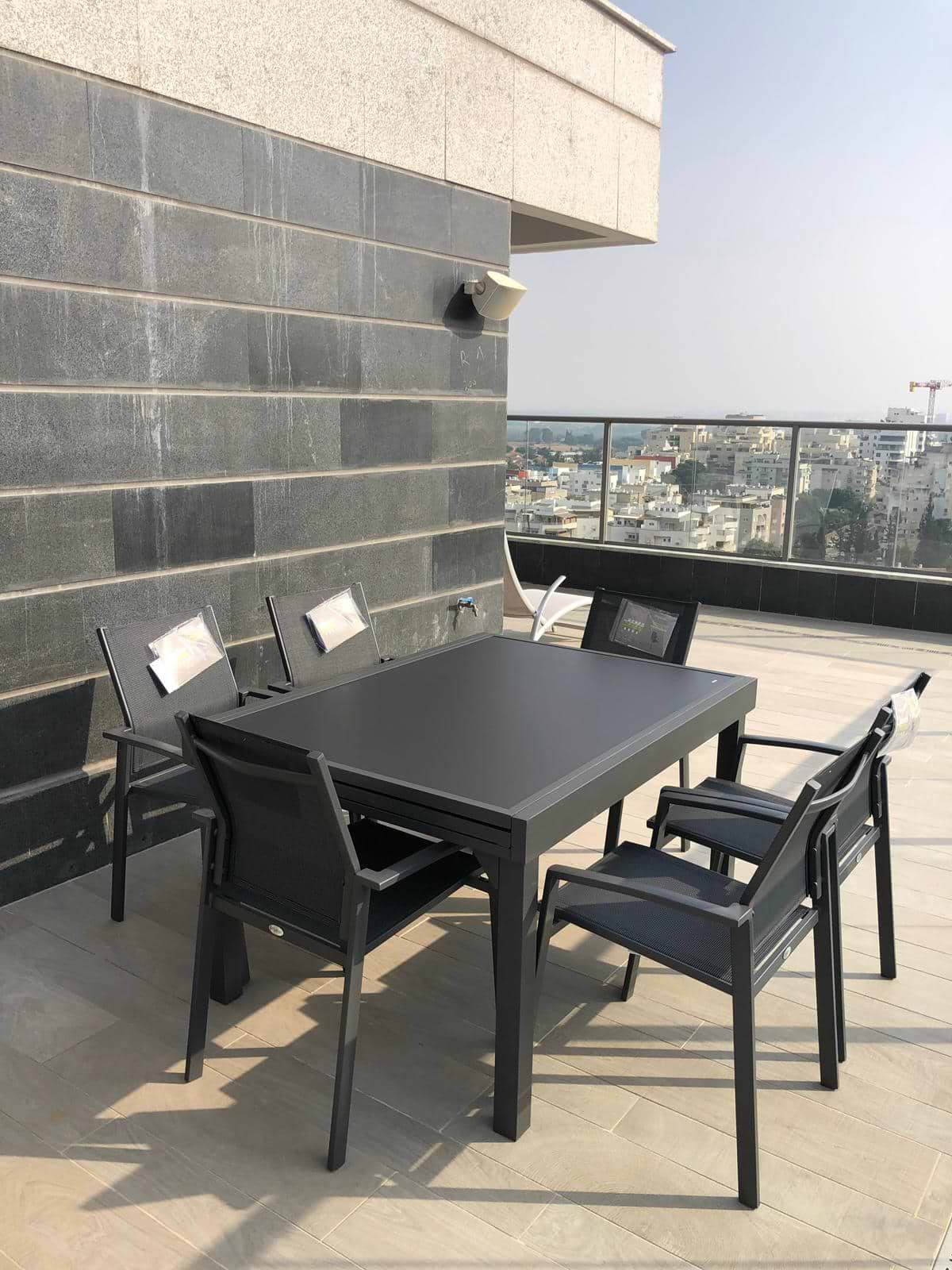 שולחן אלומיניום לגינה נפתח 100x135/270 אפור כהה