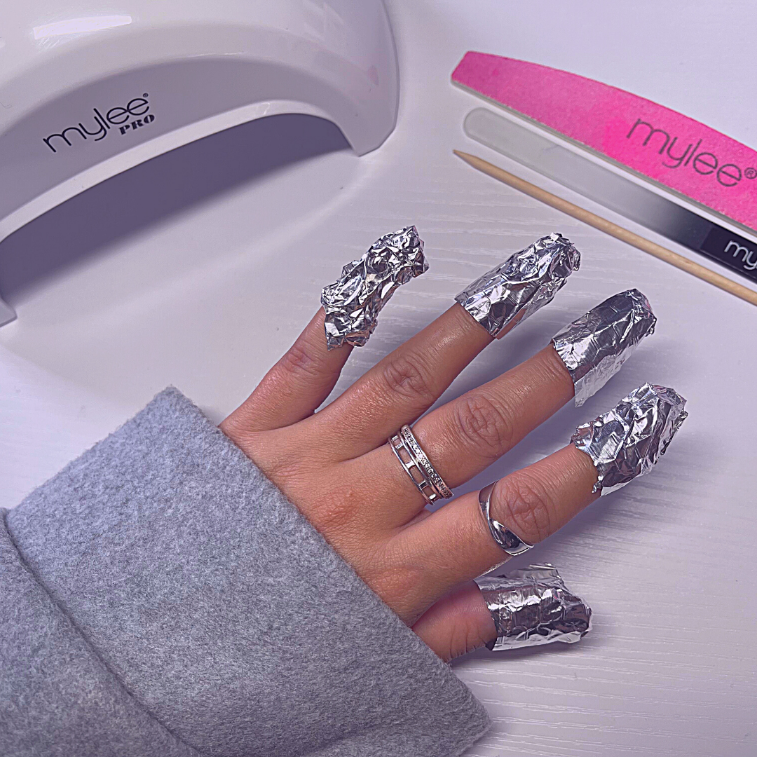 Acetone to remove gel nails discount