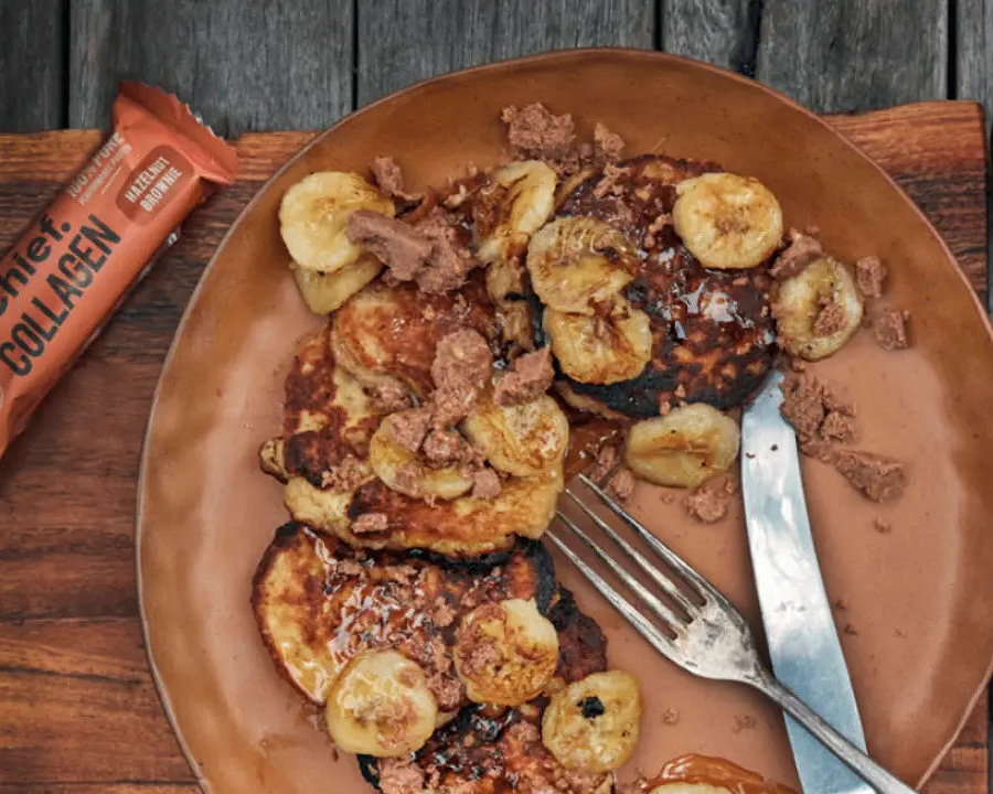 Banana Hot Cakes with Banana Crumble Topping - Chief Nutrition