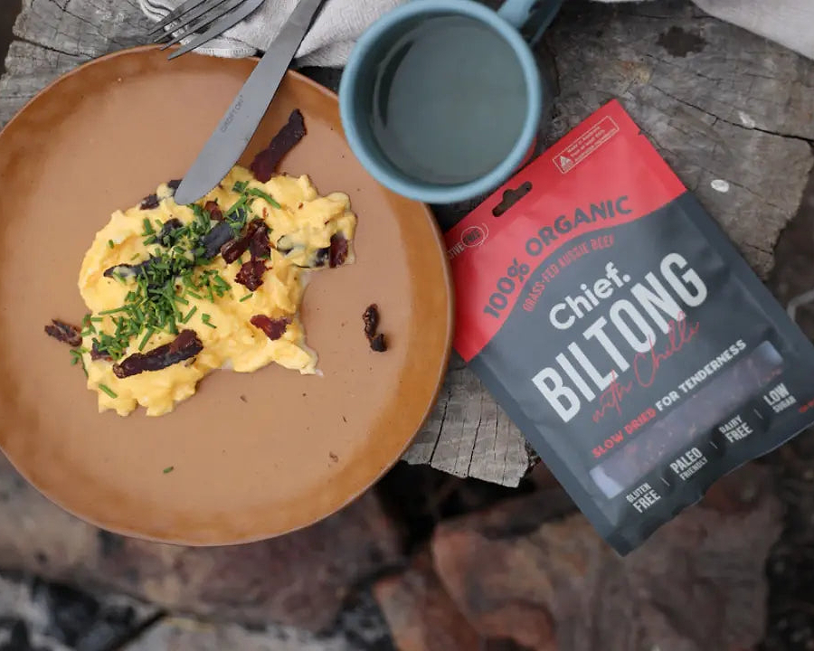 Chilli Biltong Scrambled Eggs - Chief Nutrition