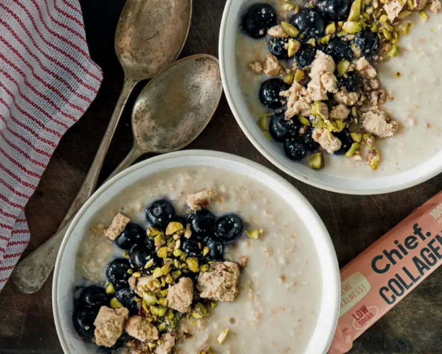 Creamy Blueberry Oats with Crumbled Collagen Bar - Chief Nutrition