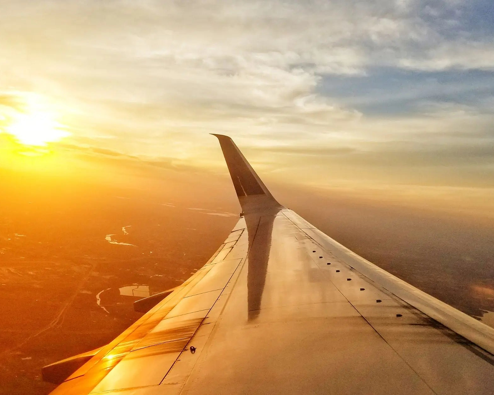 Top 9 Travel Carry On Essentials - Chief Nutrition