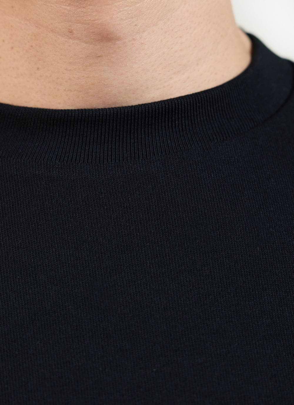 White / Black / Navy