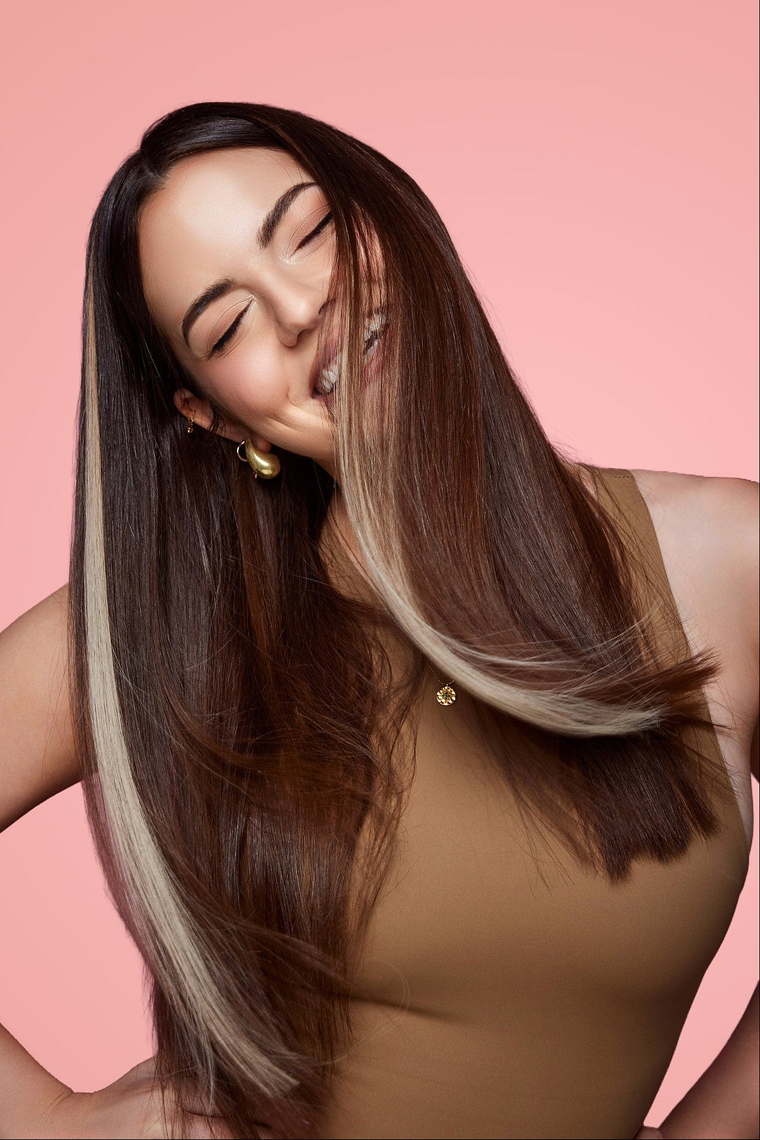 גוון שיער טבעי - צבע בלונד אפרפר