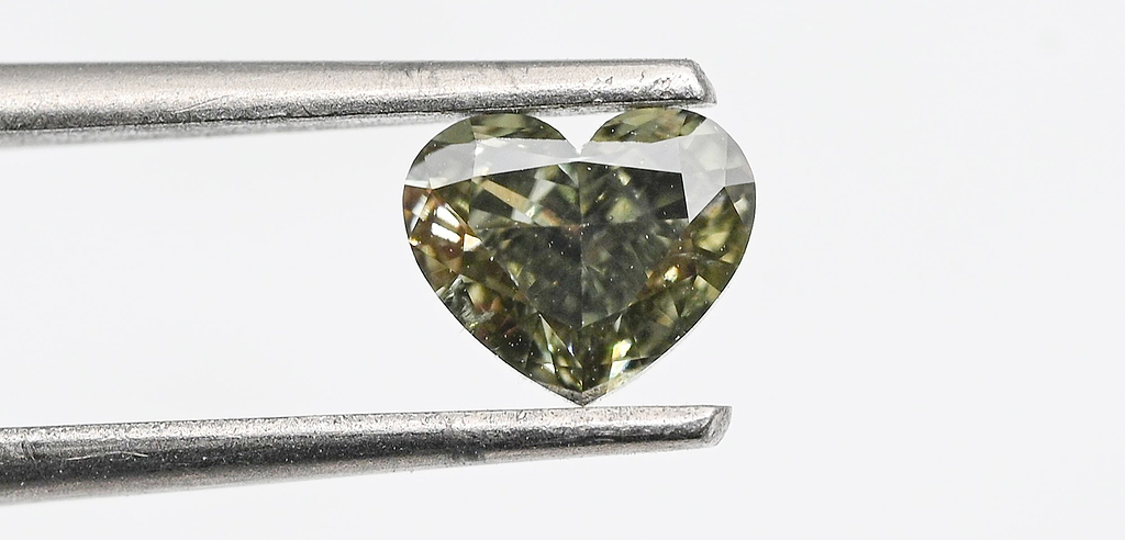 green diamond heart