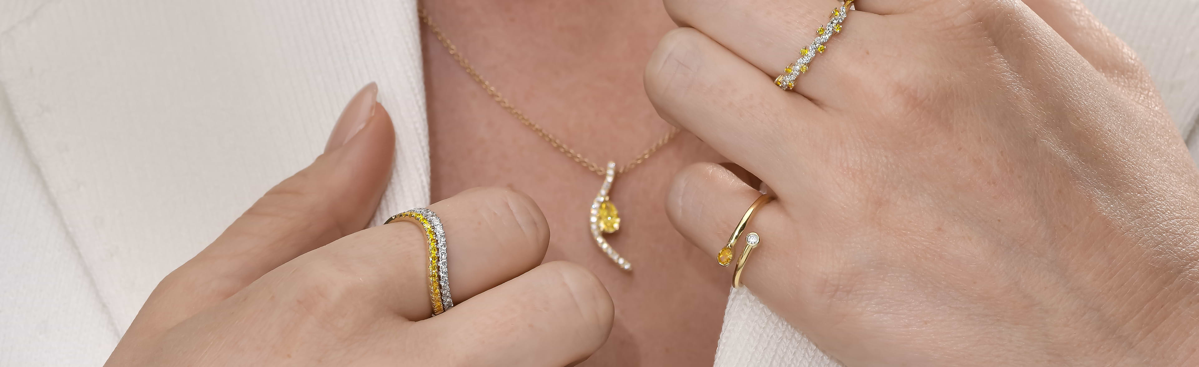 SIGNATURE RINGS
